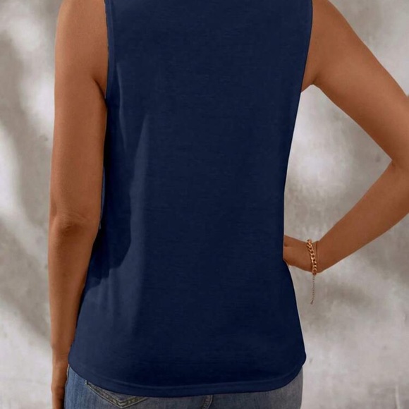 New Elegant Navy Sleeveless Top - Picture 3 of 4